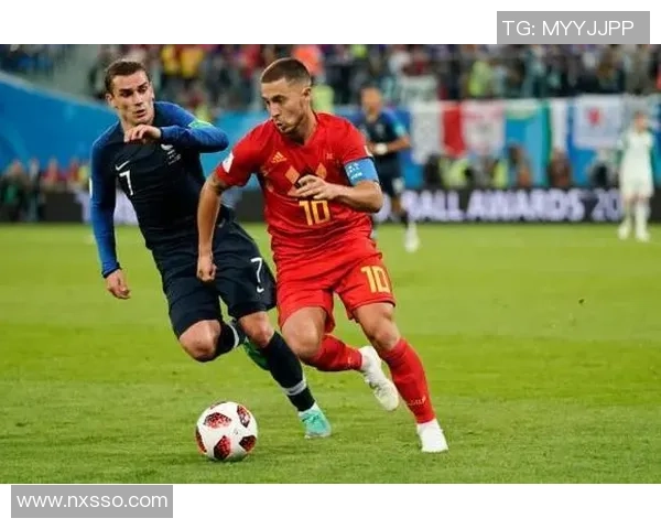 阿扎尔与足球巨星谁更厉害 实力对比与历史地位分析